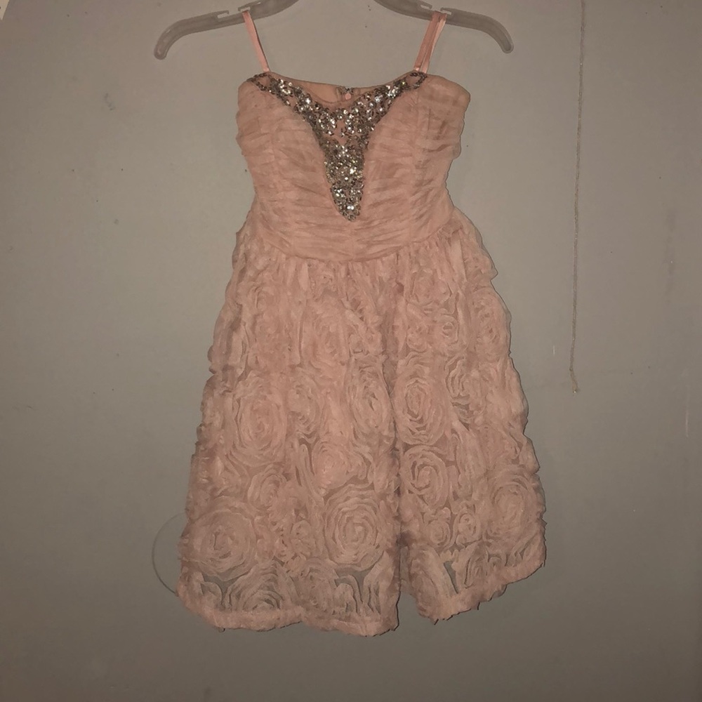 Strapless cocktail dress with Beaded detail